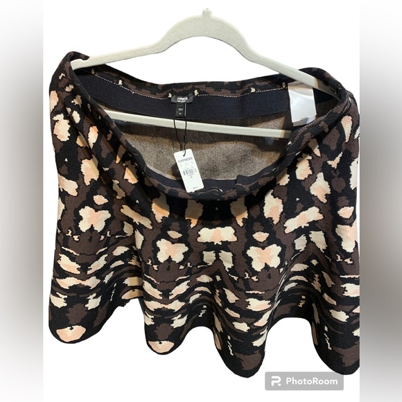 Express Animal Print Sweater Set XL NWT - Picture 2 of 2